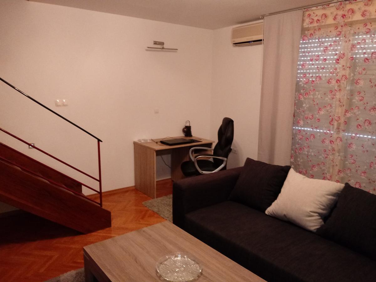 Apartment In Centre For 7 Split Zewnętrze zdjęcie